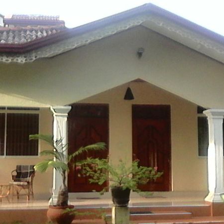 Villa Pala Negombo Exterior photo